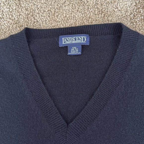 Lands End V Neck Cashmere Black Sweater - Picture 4 of 9